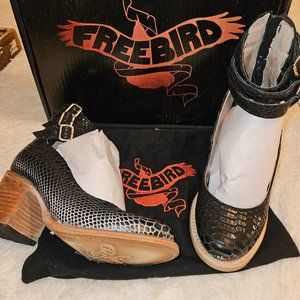 Freebird Randy Black Croc sz 5 NIB